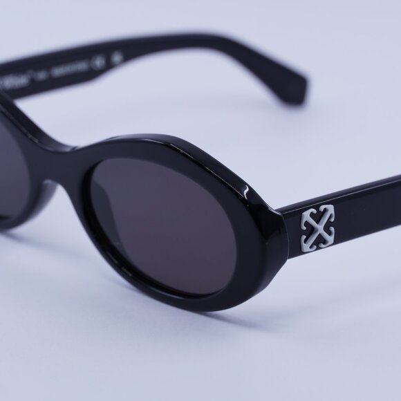 Off-White OERI13G EDISON 1007 Sunglasses Black Oval Frame, Grey Lenses main image 7